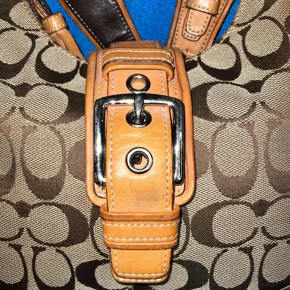 Coach Hampton Hobo Bag Y2K-era from 2004 - Picture 12 of 16